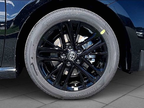 New 2026 Toyota Camry SE image 11