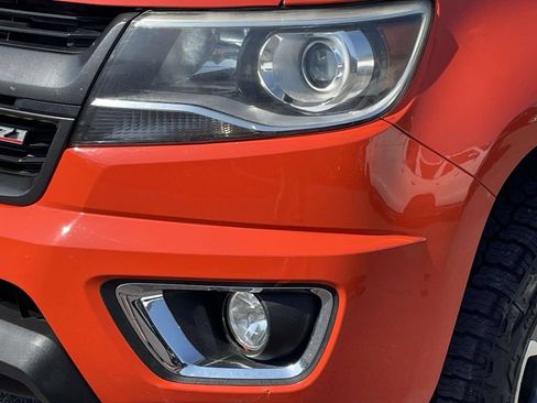 Used 2020 Chevrolet Colorado Z71 AWD/4WD image 34