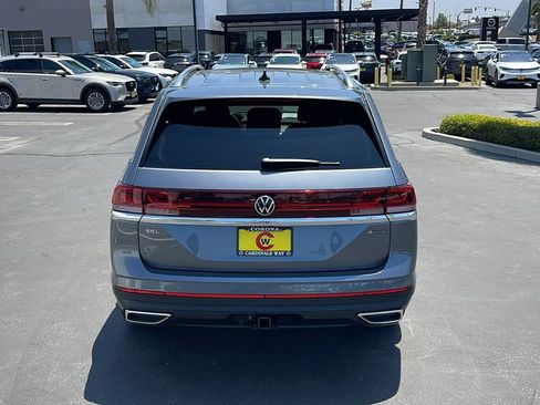 New 2025 Volkswagen Atlas SEL image 8