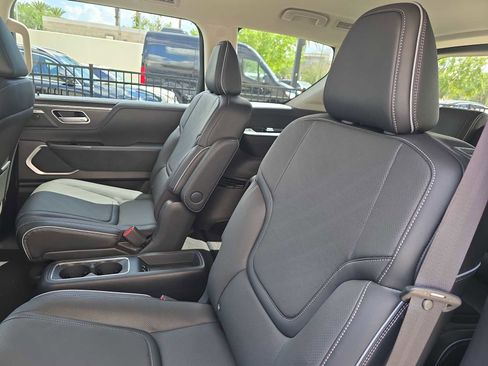 New 2026 INFINITI QX80 Luxe AWD/4WD image 12