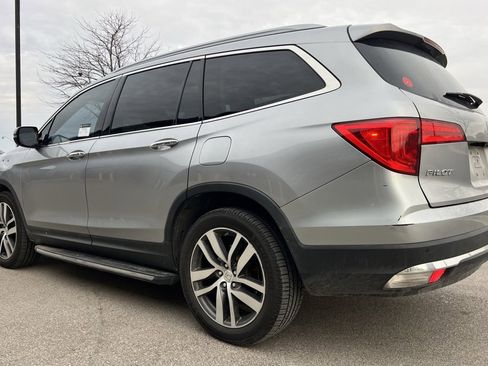 Used 2017 Honda Pilot Elite image 48