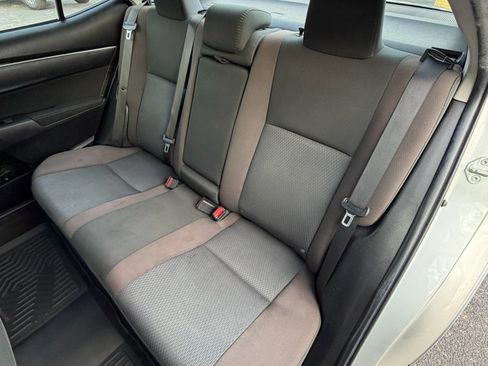 Used 2019 Toyota Corolla L image 14