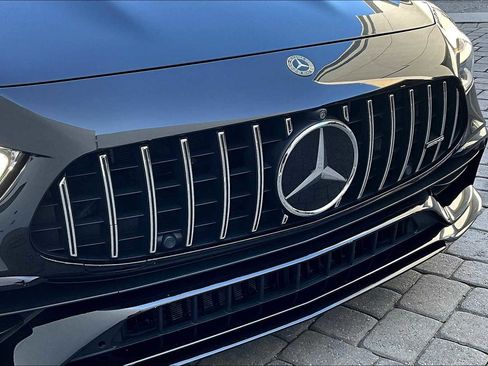 Used 2022 Mercedes-Benz AMG GT 43 image 29