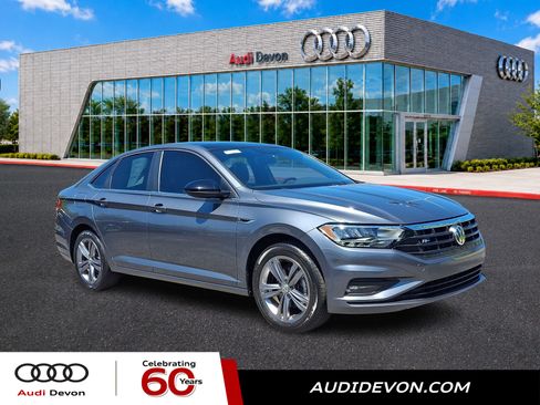 Used 2019 Volkswagen Jetta R-Line FWD image 1