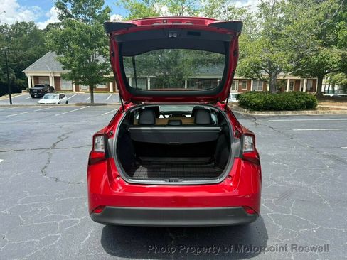 Used 2019 Toyota Prius Limited FWD image 10