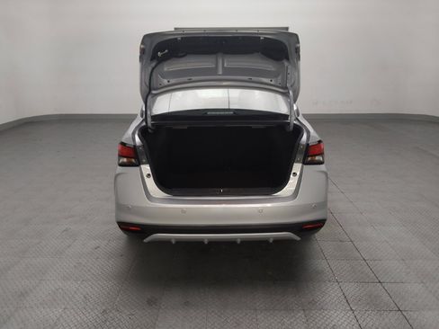 Used 2025 Nissan Versa SV FWD image 29