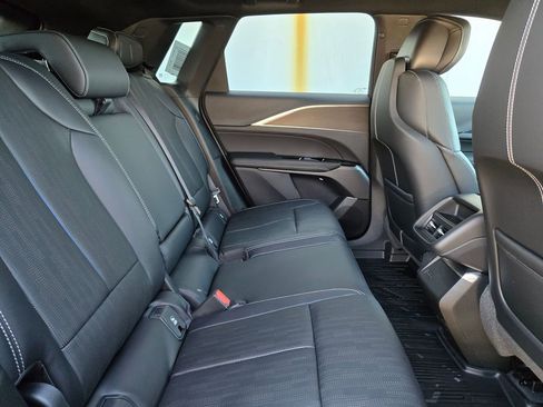 New 2026 Cadillac Lyriq Luxury image 30