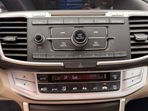 Used 2014 Honda Accord LX image 23