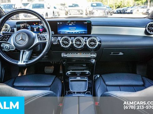Used 2025 Mercedes-Benz CLA 250 image 24