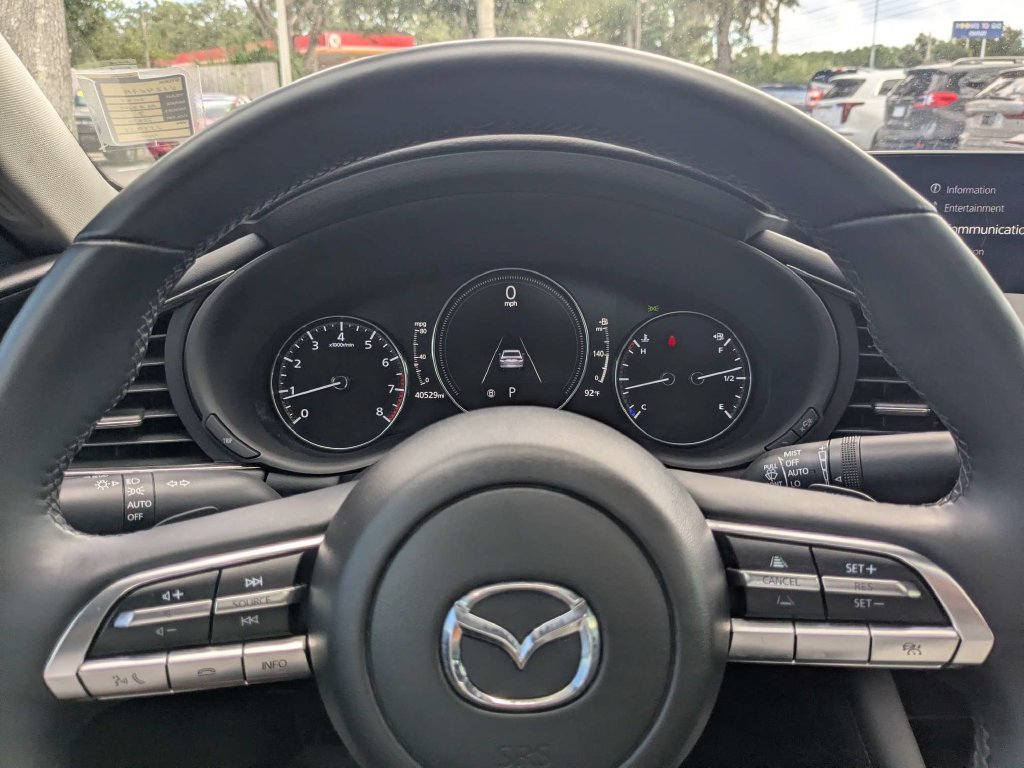 Used 2021 MAZDA MAZDA3 s FWD image 32