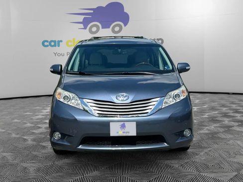 Used 2013 Toyota Sienna Limited w/ Premium Pkg AWD/4WD image 8