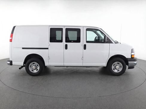 Used 2025 Chevrolet Express 3500 LT w/ LT Preferred Equipment Group image 11