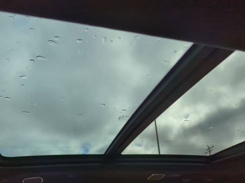 Used 2023 Jeep Grand Wagoneer Series III w/ Rear Seat Video Group 1 image 31