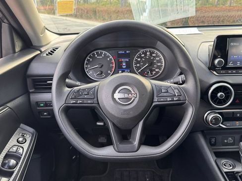 Certified 2024 Nissan Sentra S FWD image 15