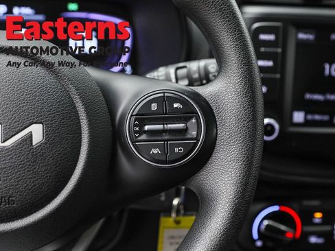 Used 2024 Kia Soul LX w/ Option Group 015 image 16