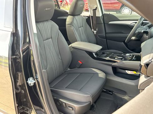 New 2025 Buick Envision Avenir image 25