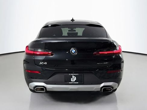 Used 2025 BMW X4 xDrive30i AWD/4WD image 6