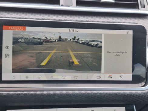 Used 2019 Land Rover Range Rover Velar R-Dynamic SE AWD/4WD image 31