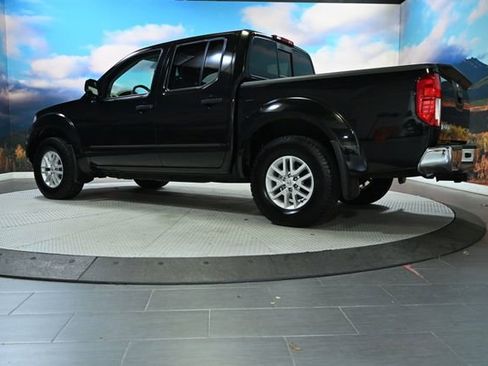 Used 2021 Nissan Frontier SV image 5