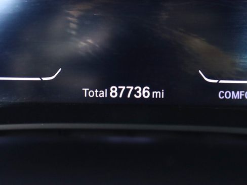 Used 2021 BMW 530i xDrive w/ Convenience Package AWD/4WD image 15