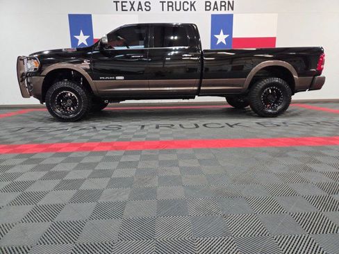 Used 2019 RAM 3500 Limited image 1