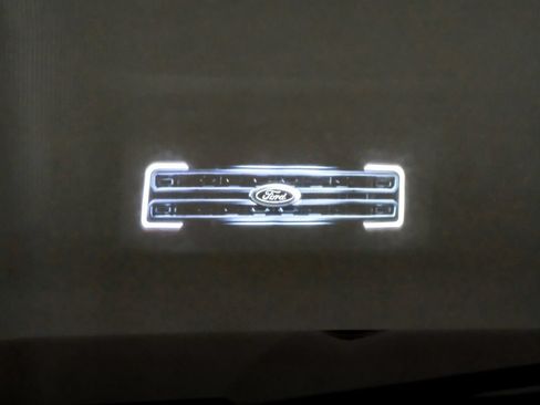 Used 2024 Ford F350 Limited w/ FX4 Off-Road Package AWD/4WD image 24