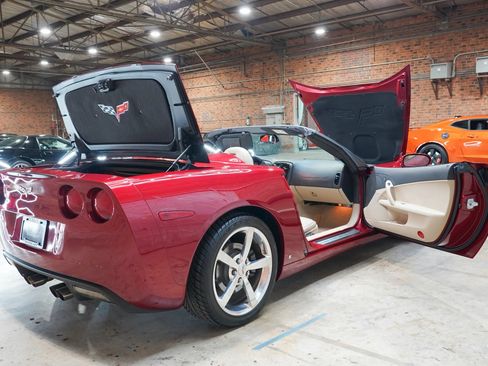 Used 2008 Chevrolet Corvette Coupe RWD image 32