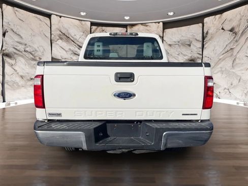 Used 2016 Ford F250 XL w/ Power Equipment Group image 4