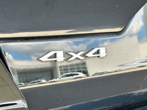 Used 2024 Jeep Grand Cherokee Limited image 12