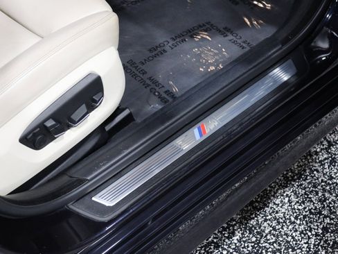 Used 2015 BMW 550i xDrive M Sport Executive Package 4dr image 46