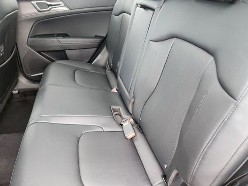 New 2026 Kia Sportage EX image 10