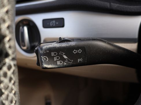 Used 2012 Volkswagen Passat 2.5 SE image 33