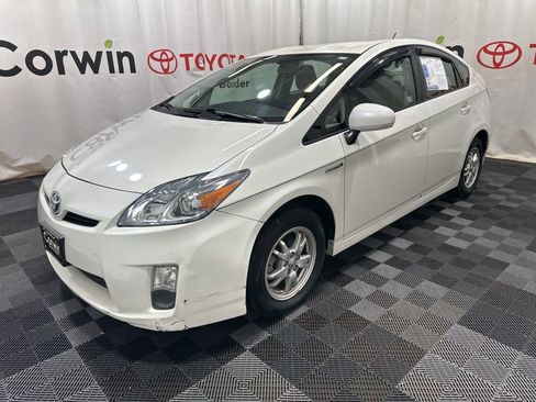 Used 2011 Toyota Prius Two image 3