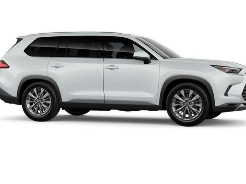 New 2026 Toyota Grand Highlander Platinum AWD/4WD image 13