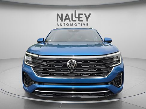 Used 2025 Volkswagen Atlas Cross Sport SEL Premium R-Line image 8