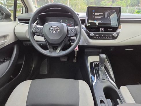 Certified 2025 Toyota Corolla LE FWD image 7