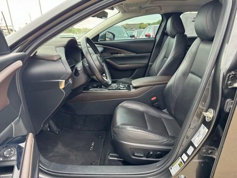 Used 2022 MAZDA CX-30 AWD 2.5 S w/ Premium Package image 11