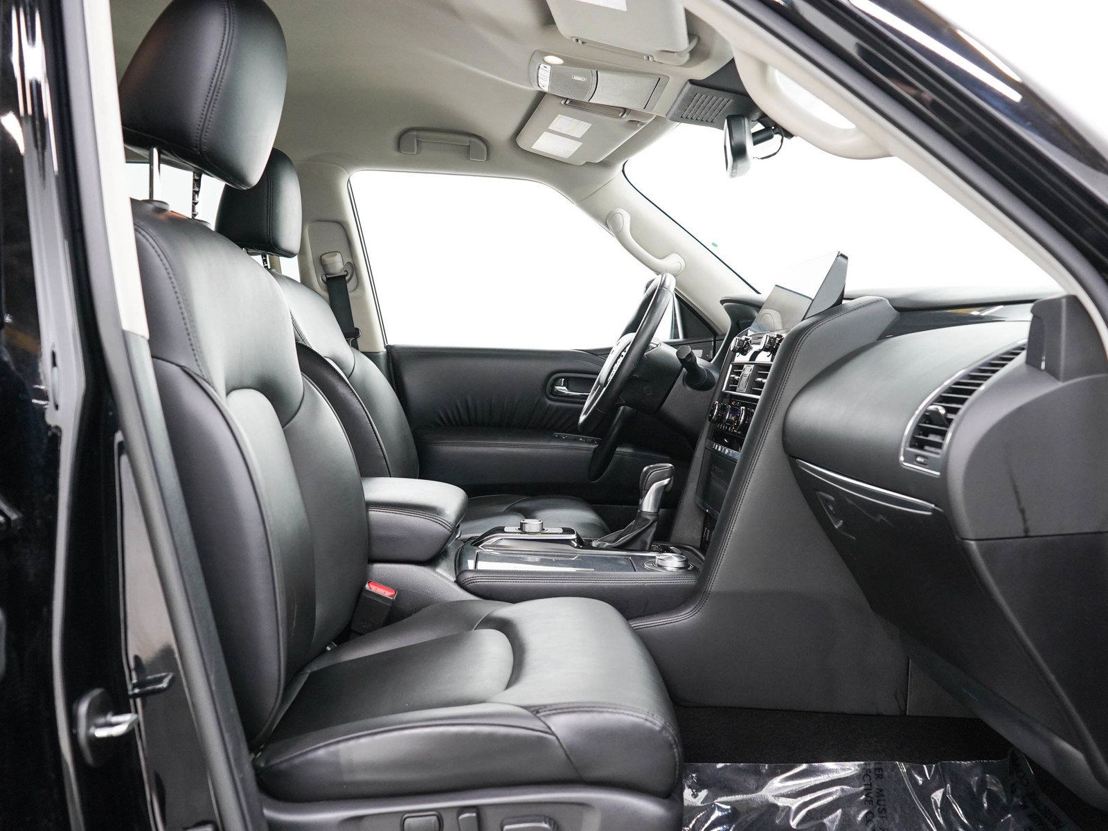 Used 2024 Nissan Armada SV AWD/4WD image 12