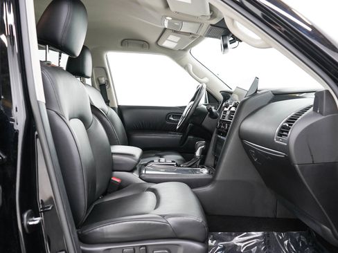 Used 2024 Nissan Armada SV AWD/4WD image 12