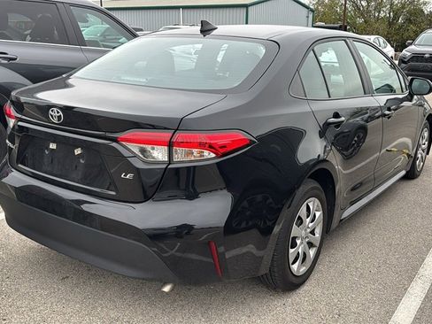 Used 2025 Toyota Corolla LE image 7