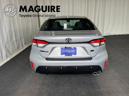Used 2025 Toyota Corolla SE w/ SE Premium Package FWD image 31
