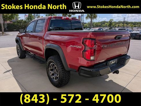 Used 2024 Chevrolet Colorado ZR2 w/ ZR2 Convenience Package III AWD/4WD image 7