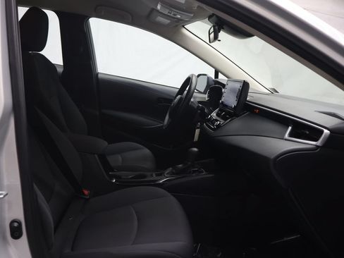 Used 2022 Toyota Corolla LE FWD image 9
