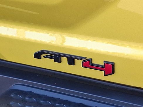 Used 2023 GMC Canyon AT4 w/ Canyon Safety Plus Package image 31