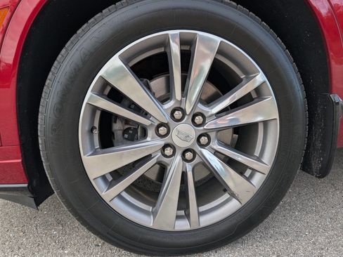 Used 2021 Cadillac XT6 Premium Luxury image 36