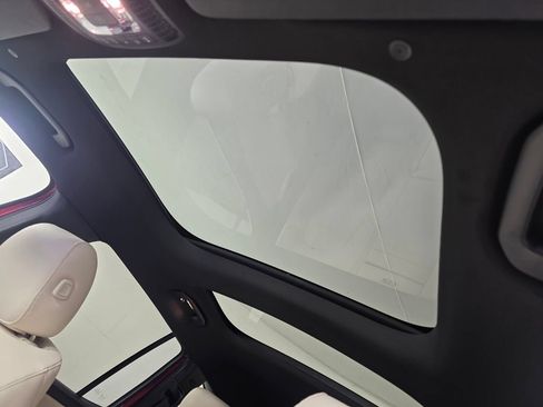 New 2026 Mercedes-Benz GLB 250 image 9