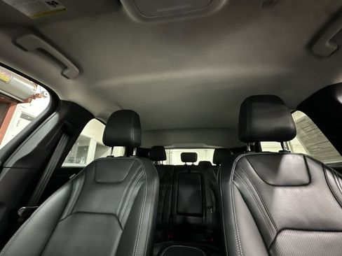 Used 2025 Ford Mustang Mach-E Premium image 16