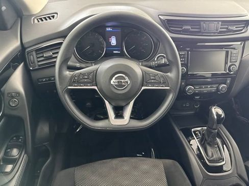 Used 2020 Nissan Rogue Sport SV AWD/4WD image 27