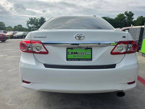 Used 2011 Toyota Corolla LE FWD image 15