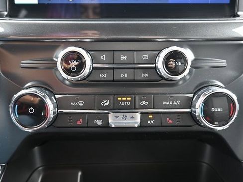 Used 2022 Ford F150 XLT w/ Equipment Group 302A High image 32